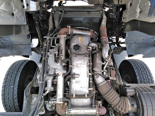 いすゞギガ冷凍車（冷蔵車）大型（10t）[写真31]