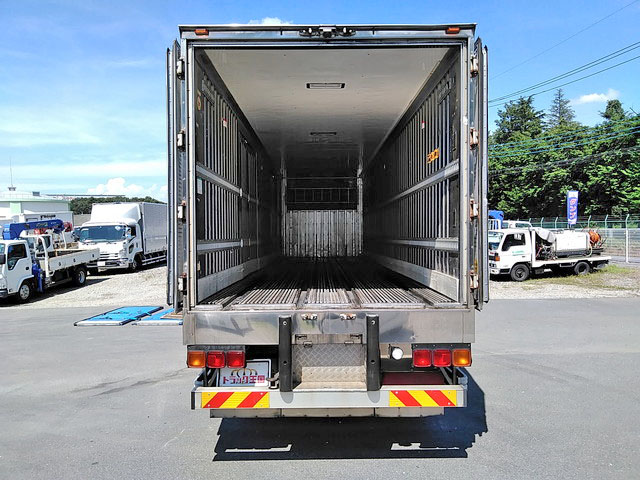 いすゞギガ冷凍車（冷蔵車）大型（10t）[写真09]