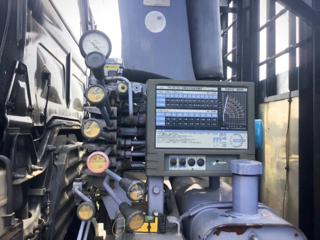 日野プロフィアクレーン4段大型（10t）[写真10]