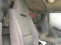 いすゞフォワードコンテナ専用車中型（4t）[写真10]