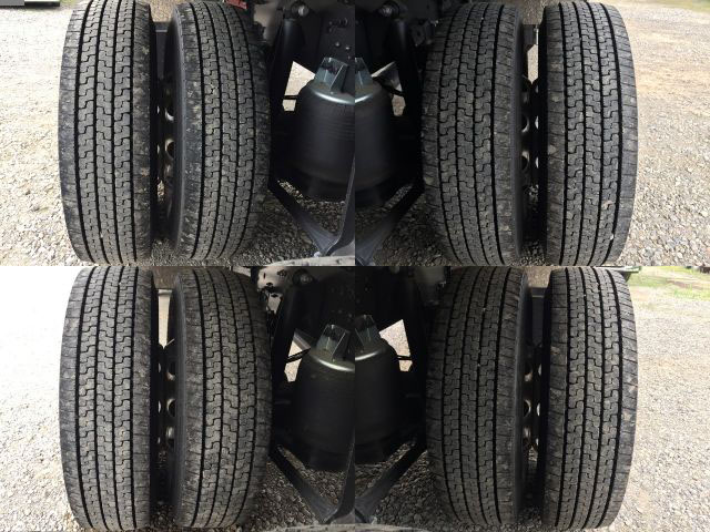 UDトラックスクオンアルミウイング大型（10t）[写真23]