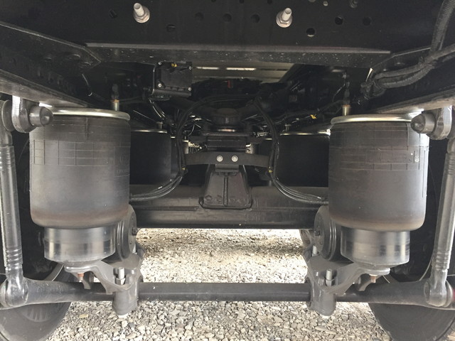 UDトラックスクオンアルミウイング大型（10t）[写真25]