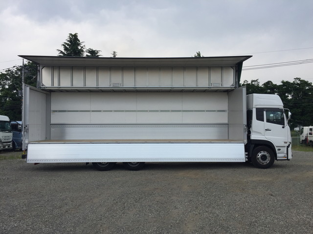 UDトラックスクオンアルミウイング大型（10t）[写真08]