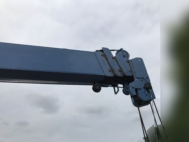 いすゞフォワードクレーン4段増トン（6t・8t）[写真14]