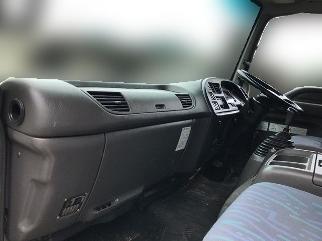 いすゞフォワードクレーン4段増トン（6t・8t）[写真25]