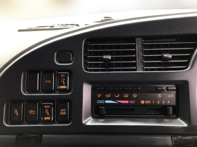 いすゞフォワードクレーン4段増トン（6t・8t）[写真31]