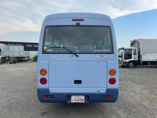 三菱ふそうローザマイクロバス[写真09]