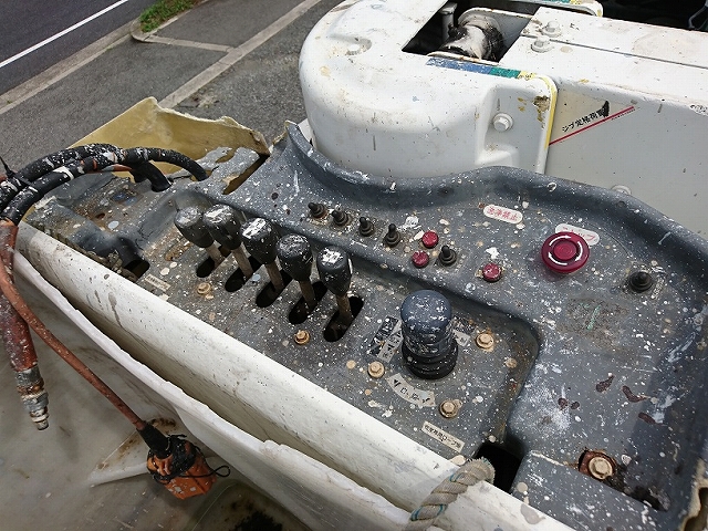 日産アトラス高所作業車小型（2t・3t）[写真14]