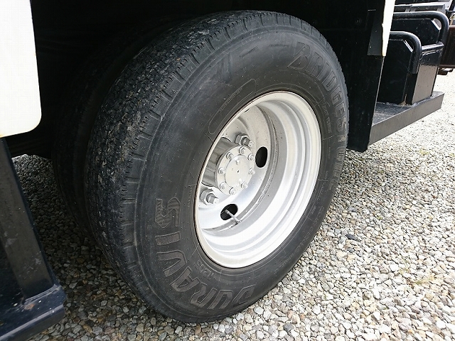 日産アトラス高所作業車小型（2t・3t）[写真19]