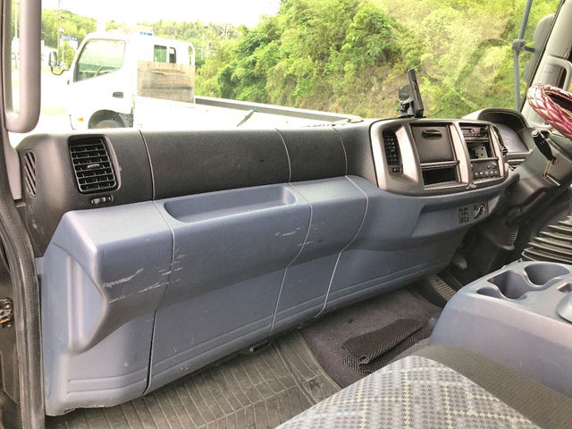 日野レンジャーアルミウイング中型（4t）[写真32]