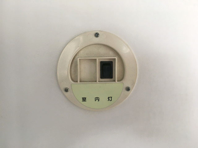 いすゞエルフパネルバン小型（2t・3t）[写真15]