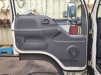 いすゞエルフパネルバン小型（2t・3t）[写真28]