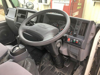 いすゞエルフパネルバン小型（2t・3t）[写真31]