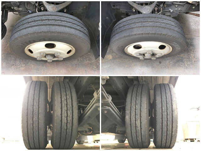 日野デュトロパネルバン小型（2t・3t）[写真21]