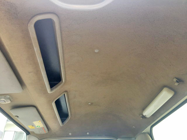 日野デュトロパネルバン小型（2t・3t）[写真32]