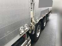 三菱ふそうスーパーグレートアルミウイング大型（10t）[写真15]