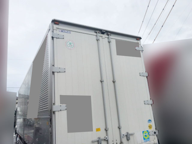 三菱ふそうスーパーグレートアルミウイング大型（10t）[写真05]