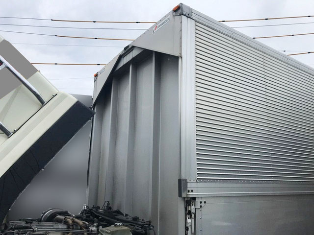 三菱ふそうスーパーグレートアルミウイング大型（10t）[写真09]