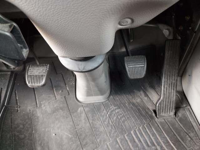 日野デュトロ幌ウイング小型（2t・3t）[写真35]