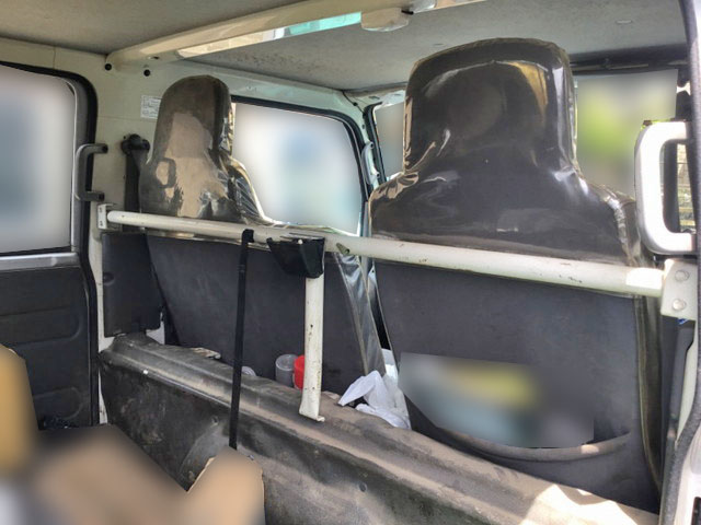 いすゞエルフダブルキャブ（Wキャブ）小型（2t・3t）[写真10]