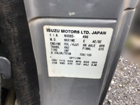 いすゞエルフダブルキャブ（Wキャブ）小型（2t・3t）[写真13]