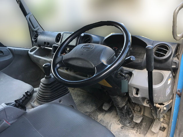 日野デュトロミキサー車（コンクリートミキサー）小型（2t・3t）[写真20]