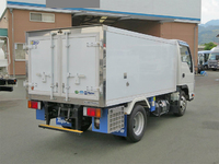 いすゞエルフ冷凍車（冷蔵車）小型（2t・3t）[写真02]