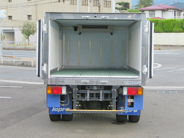 いすゞエルフ冷凍車（冷蔵車）小型（2t・3t）[写真07]