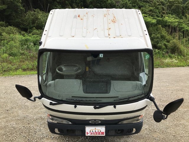 日野デュトロ平ボディ小型（2t・3t）[写真11]