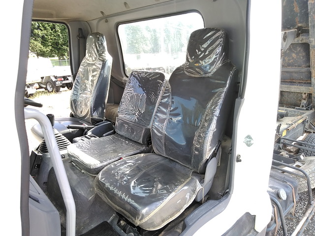 いすゞフォワードダンプ中型（4t）[写真30]