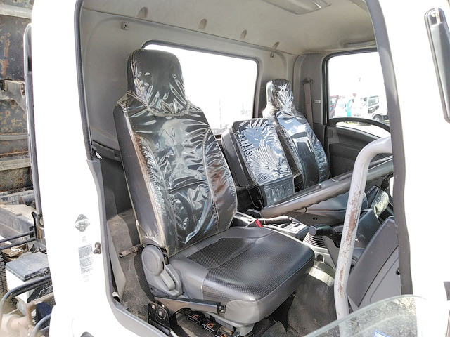 いすゞフォワードダンプ中型（4t）[写真31]