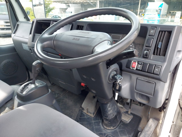 マツダタイタン平ボディ小型（2t・3t）[写真28]