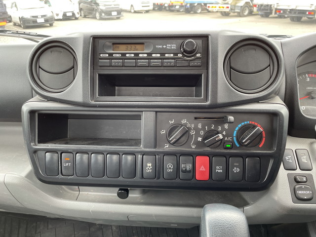 トヨタダイナ平ボディ小型（2t・3t）[写真36]