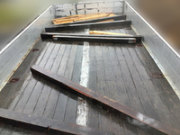 いすゞフォワードユニック4段増トン（6t・8t）[写真17]