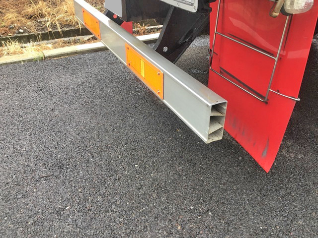 いすゞフォワードユニック4段増トン（6t・8t）[写真19]