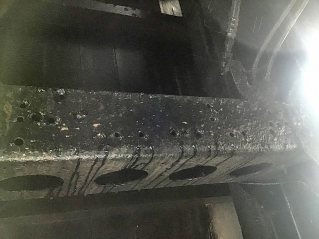 いすゞフォワードユニック4段増トン（6t・8t）[写真22]