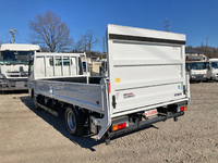 三菱ふそうキャンター平ボディ小型（2t・3t）[写真04]