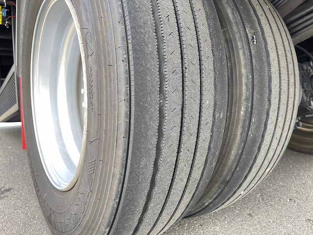 日野レンジャーセルフクレーン3段増トン（6t・8t）[写真14]