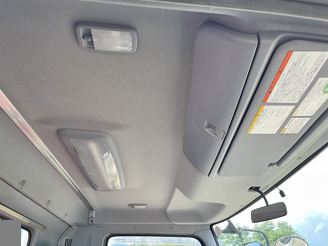 日野レンジャーセルフクレーン3段増トン（6t・8t）[写真32]