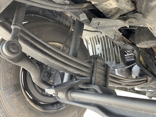 日野レンジャーセルフクレーン3段増トン（6t・8t）[写真07]