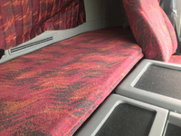 UDトラックスクオントレーラーヘッド（トラクターヘッド）大型（10t）[写真16]