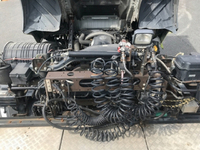 UDトラックスクオントレーラーヘッド（トラクターヘッド）大型（10t）[写真25]