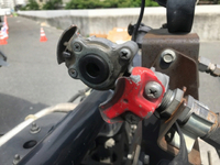 UDトラックスクオントレーラーヘッド（トラクターヘッド）大型（10t）[写真27]