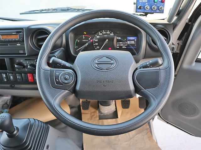 日野デュトロパッカー車（塵芥車）小型（2t・3t）[写真11]