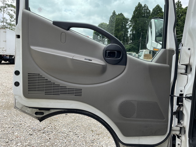 日産アトラス冷凍車（冷蔵車）小型（2t・3t）[写真26]