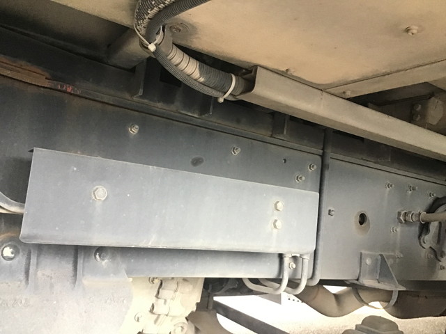 三菱ふそうスーパーグレートアルミウイング大型（10t）[写真15]