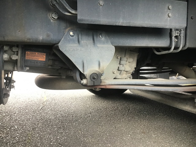 三菱ふそうスーパーグレートアルミウイング大型（10t）[写真16]