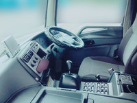 三菱ふそうスーパーグレートアルミウイング大型（10t）[写真21]