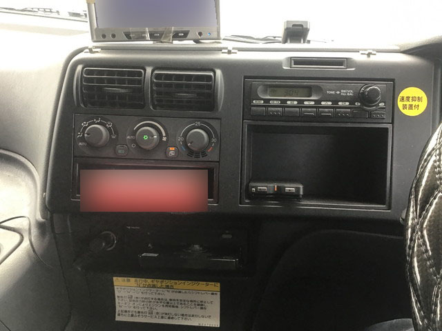 三菱ふそうスーパーグレートアルミウイング大型（10t）[写真26]