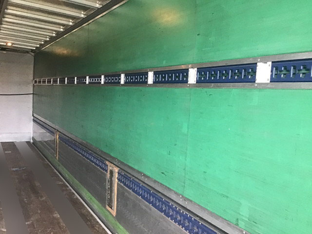 三菱ふそうスーパーグレートアルミウイング大型（10t）[写真08]